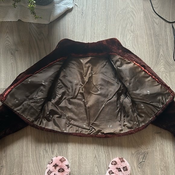 Rare vintage fur jacket/cardigan 🤍 - Picture 2 of 6